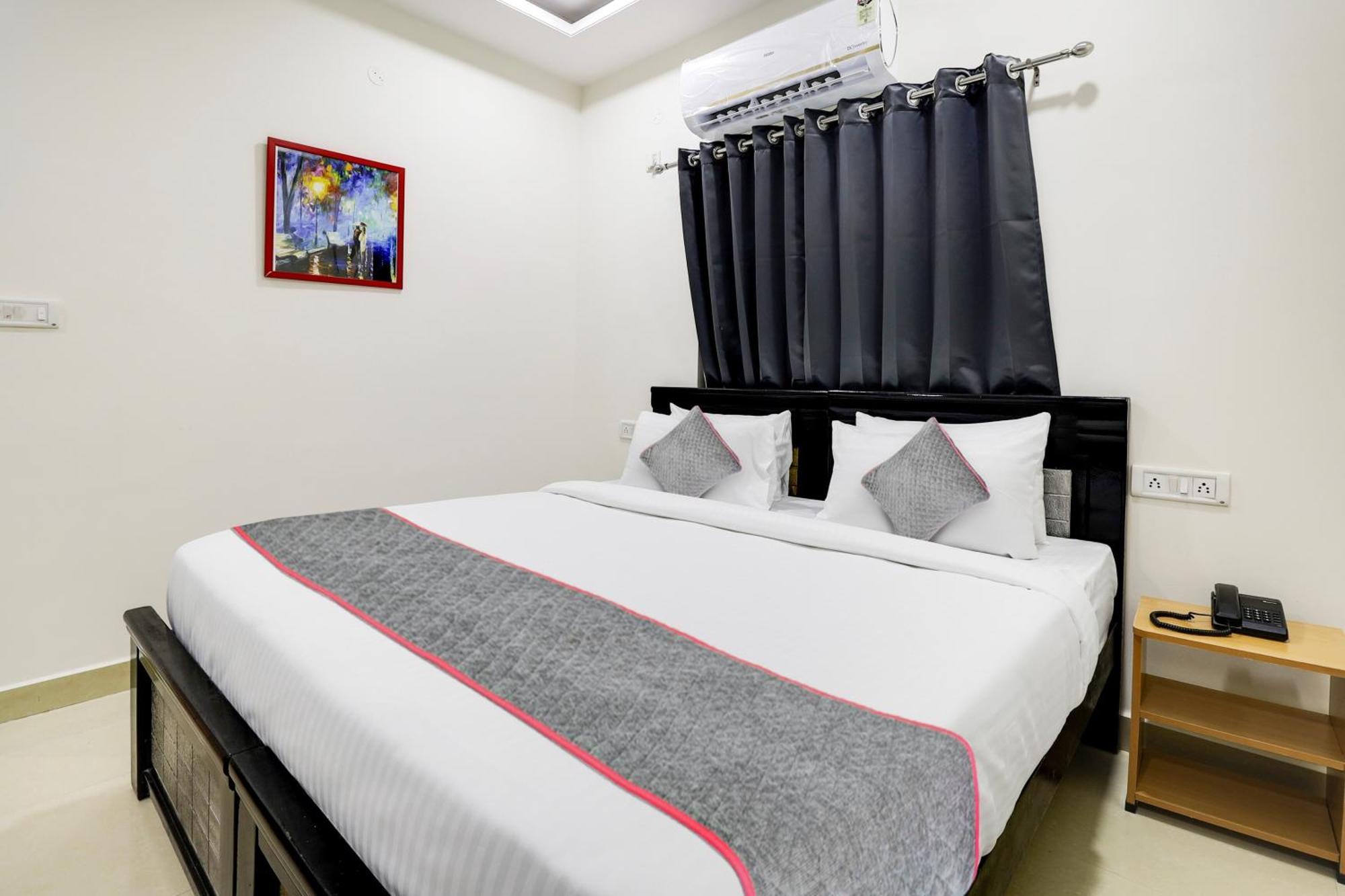 Super Townhouse De Alphabet Hotel Kukatpally Nexus Mall Hyderabad Exterior foto